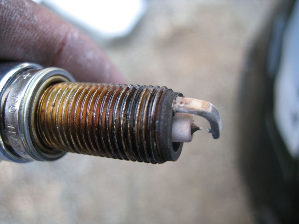 2010 toyota corolla spark plug socket size